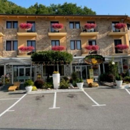 Hotel Iscla Edolo Εξωτερικό φωτογραφία