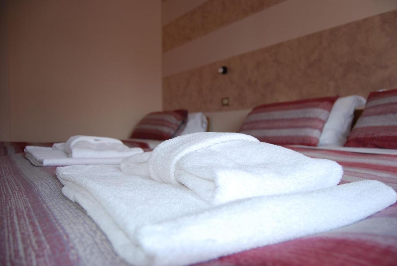 Hotel Iscla Edolo Εξωτερικό φωτογραφία